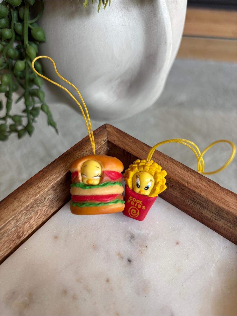 COOL THINGS : Tweety Burger & Fries Charm Danglers